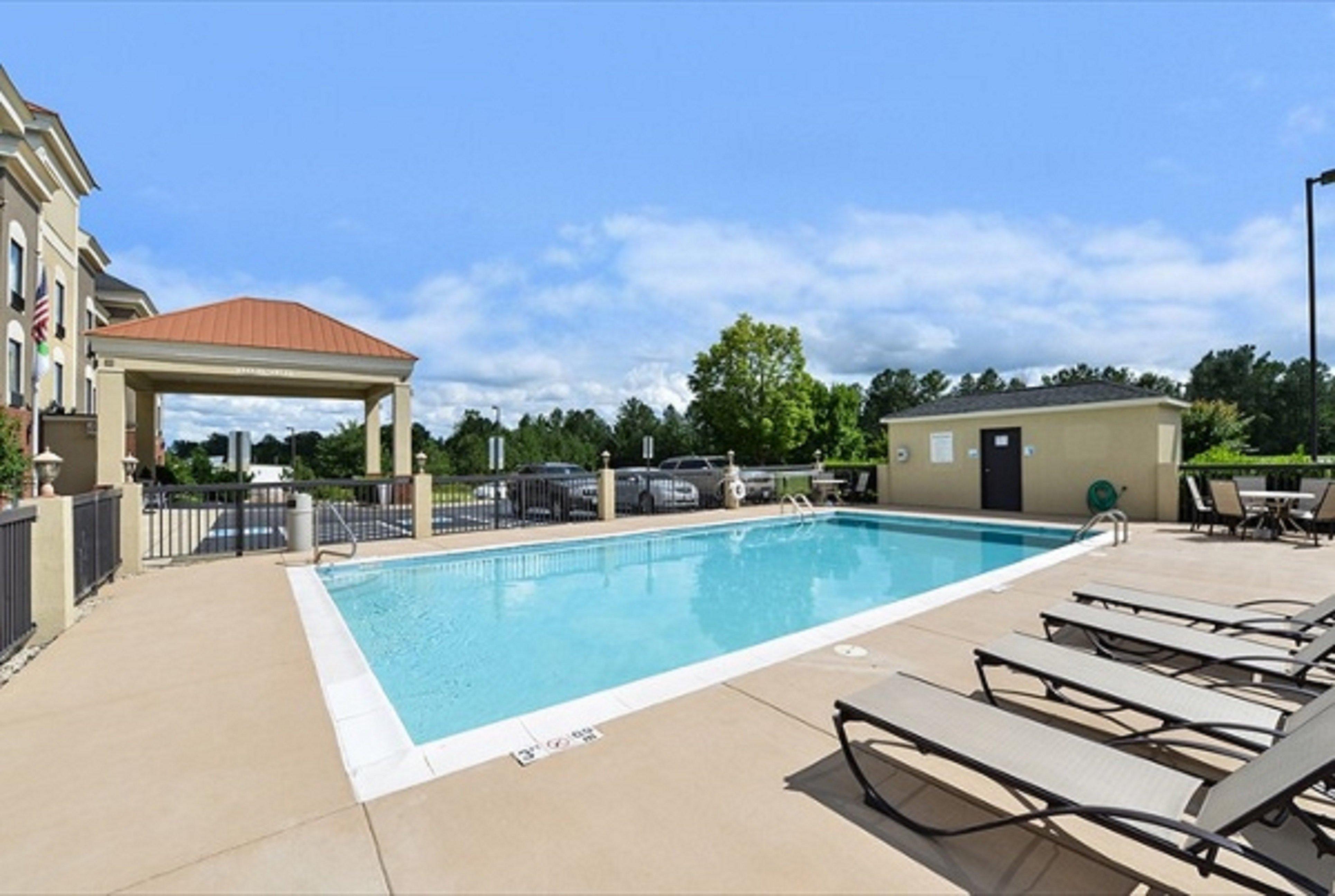 Holiday Inn Express Hotel & Suites Petersburg/Dinwiddie By Ihg Ngoại thất bức ảnh
