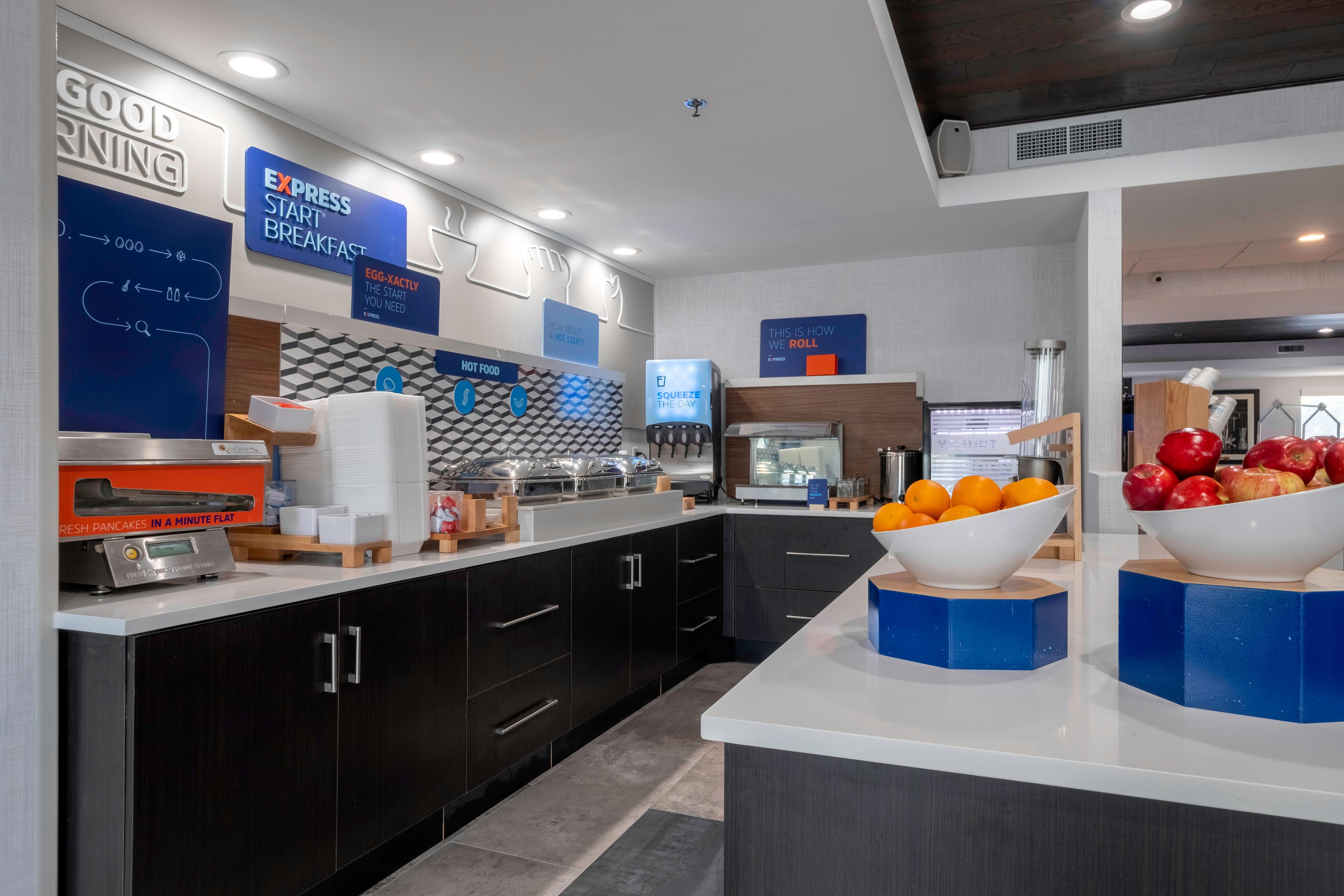 Holiday Inn Express Hotel & Suites Petersburg/Dinwiddie By Ihg Ngoại thất bức ảnh