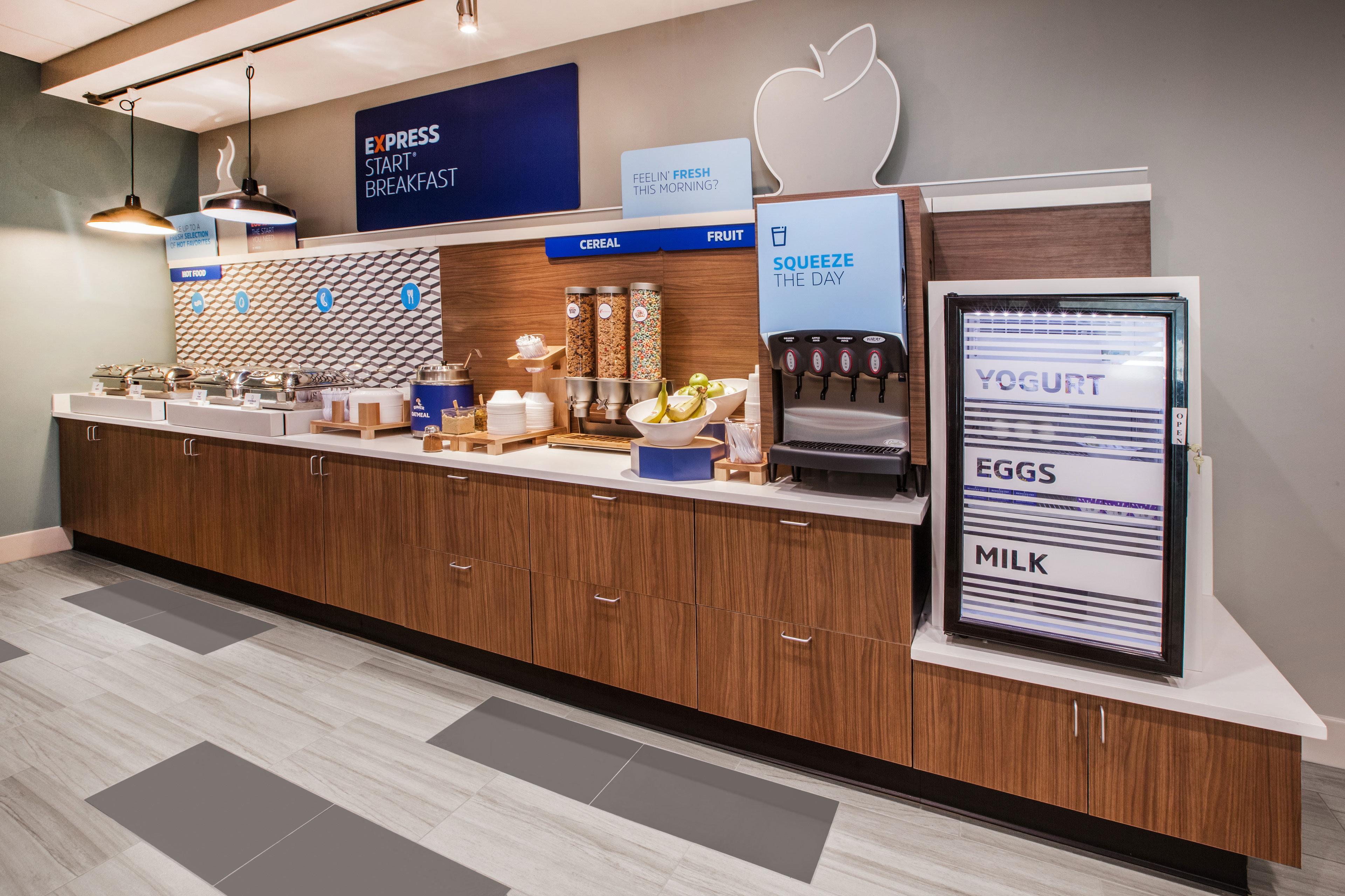 Holiday Inn Express Hotel & Suites Petersburg/Dinwiddie By Ihg Ngoại thất bức ảnh