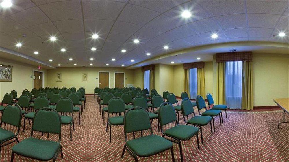 Holiday Inn Express Hotel & Suites Petersburg/Dinwiddie By Ihg Ngoại thất bức ảnh